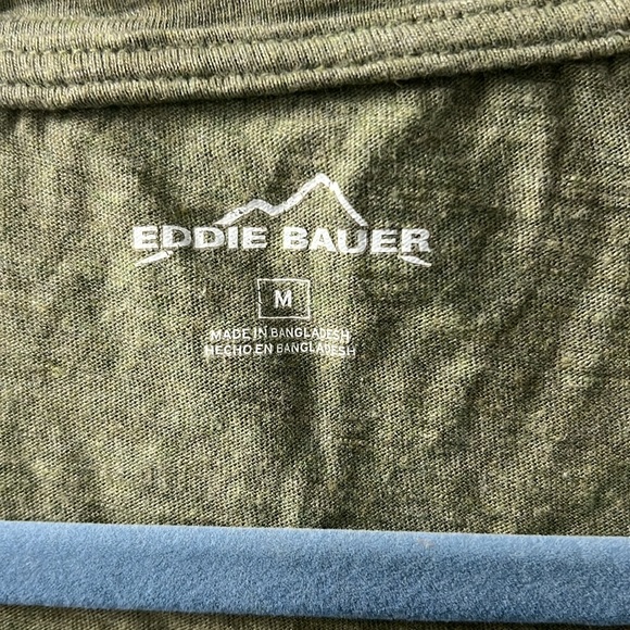 Eddie Bauer Green V Neck Short Sleeve Cotton Modal Blend Tee Shirt Medium - Picture 3 of 4